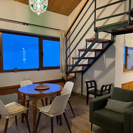 Vistas Y Pistas Acogedor Y Espacioso Duplex En Zona Alta Con Garaje